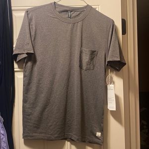Men’s vuori Tradewind Performance Tee